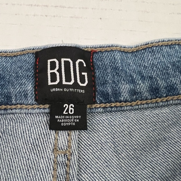 BDG Urban Outfitter cutoff denim shorts size 26 - excellent used condition - Picture 4 of 4